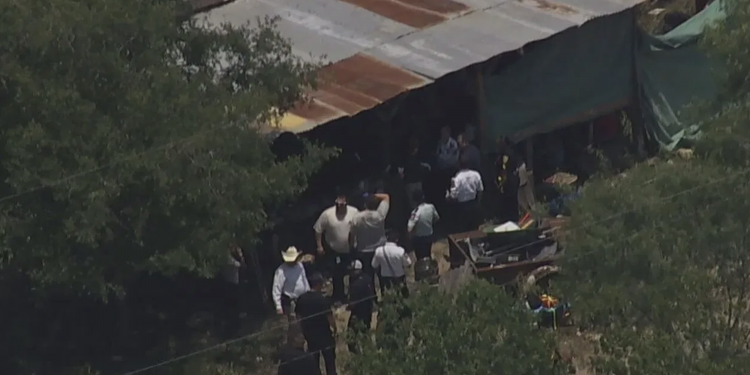 트레일러에 숨어있던 불법이민자 발견 … “폭염에 부상자 속출”